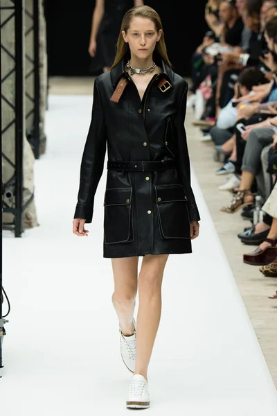 Look 8
